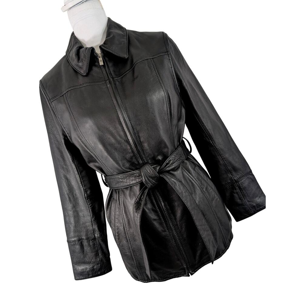 WILSONS LEATHER! LUXE BLACK GENUINE LEATHER TIE BELTED, ZIP OUT LINER JACKET! S